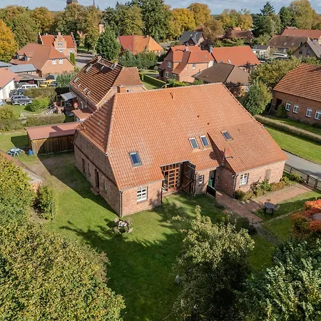 Gemeinschaftsunterkunft 2ez 1dz 2 Bäder - Ruhig Gelegen - Garten, Küche, Wlan, Parken, Self-check-in, Ventilator Picher