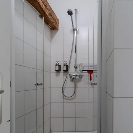 Gemeinschaftsunterkunft 2ez 1dz 2 Baeder - Ruhig Gelegen - Garten, Kueche, Wlan, Parken, Self-check-in, Ventilator * Picher